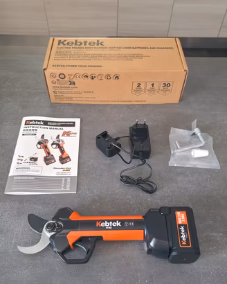 Forbici da potatura a batteria