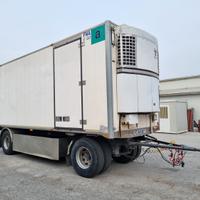 Rimorchio frigo trasporto carni
