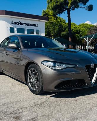 Alfa Romeo Giulia 2.2 Turbodiesel 160 CV Super