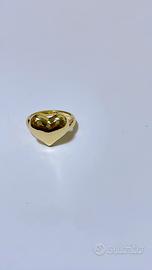 Anello a cuore in oro giallo 18kt