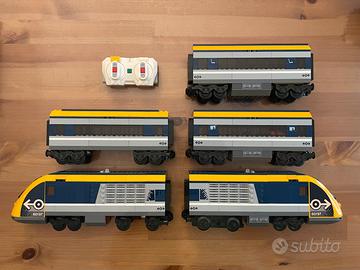 LEGO 60197 Treno Passeggeri esteso con binari