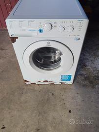 lavatrice indesit