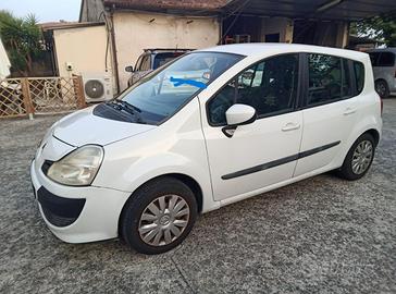 RENAULT GRAN MODUS 2012
