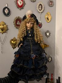 Bambola porcellana anni 70 stile barocco