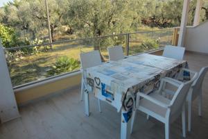 Bilocale in oliveto secolare dal 4 ottobre Vieste