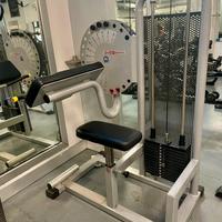 Macchina isotonica palestra