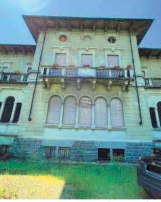 Immobile in asta di 393 m² con più di 5 locali e b