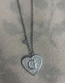 Collana a cuore Guess