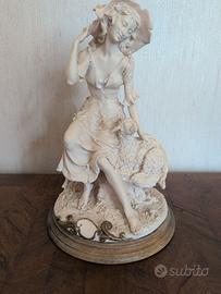 statuina Armani