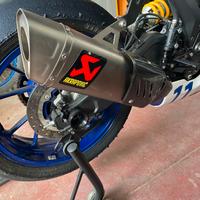 Scarico akrapovic trofeo r7