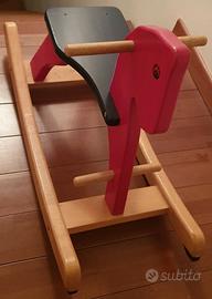 Cavallo a dondolo per bambini 