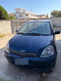 Toyota Yaris 2001