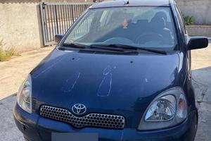 Toyota Yaris 2001