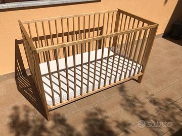 Lettino IKEA seminuovo materasso piumone paracolpi
