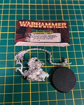 Warhammer F. Skaven Packmaster Skweel Gnawtooh
