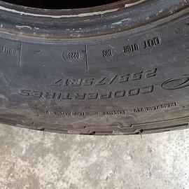 Gomme cooper 255/75 r 17