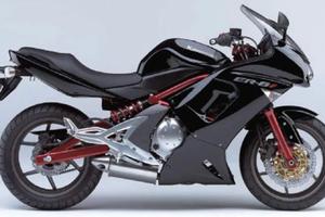 Kawasaki ER-6F prima serie (2006 - 08)