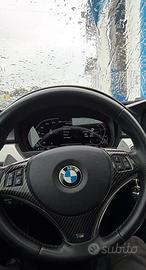 Quadro digitale BMW e volante bmw