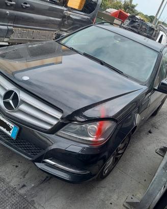 ricambi mercedes c200 sw anno 2011
