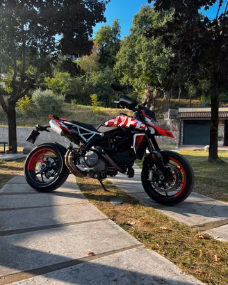Ducati hypermotard 950 RVE