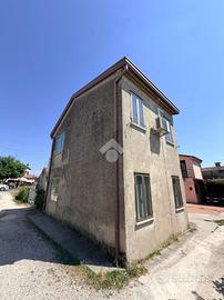 CASA SEMINDIPENDENTE A PIOVE DI SACCO