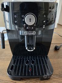 DeLonghi - Magnifica S - Macchina caffè automatica