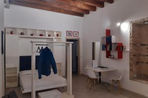 Monolocale arredato in centro Cagliari