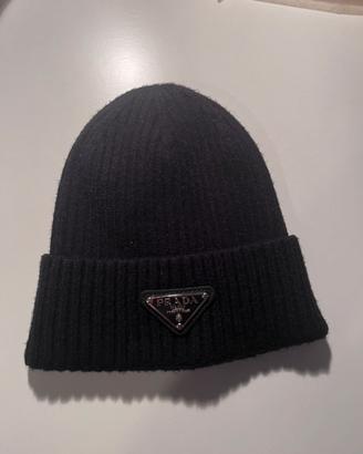 Berretto prada