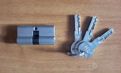 CILINDRO ISEO R6 30/30 3 CHIAVI SICUREZZA
