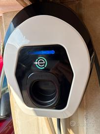 Colonnina ricarica auto EasyWallbox