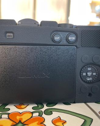 Panasonic S9 kit 18-40 come nuova