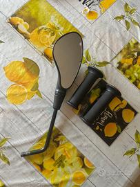 manopole e specchietto