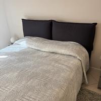 Letto contenitore e comodino Ikea