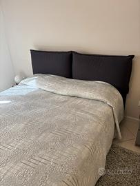 Letto contenitore e comodino Ikea