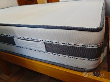 Materasso una piazza e mezza – pari a nuovo