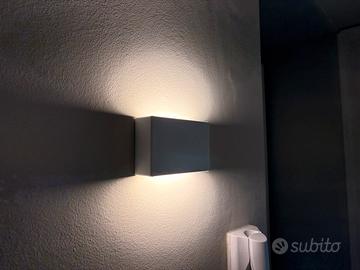 Applique a LED linea Light Box_W2 Bi emission