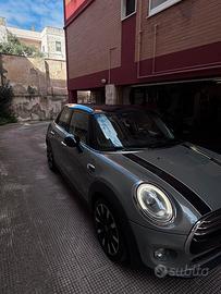 MINI Cooper D 5 Porte