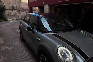 MINI Cooper D 5 Porte