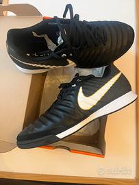 Nike scarpe