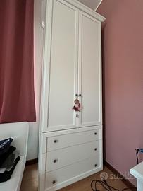 Coppia di armadi per camera da letto