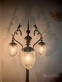 lampada da terra antico con 3 lampade unico  