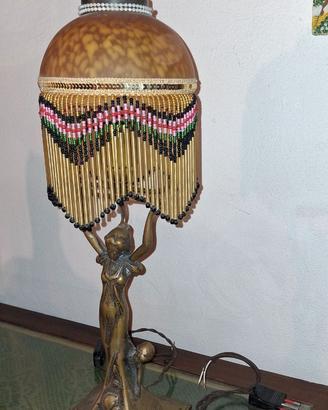 Lampada stile Liberty in ottone massiccio