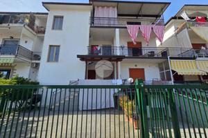 4 LOCALI A TORTORA