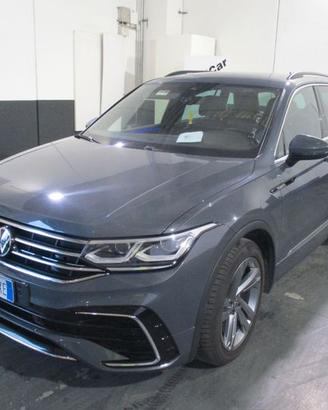 Volkswagen Tiguan 2.0 tdi R-Line 150cv dsg