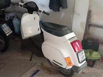   vespa 50 iscritta ASI