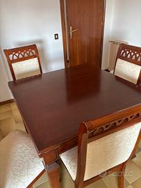 Tavolo sala da pranzo