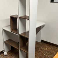 Scrivania / Libreria moderna - bianco e legno