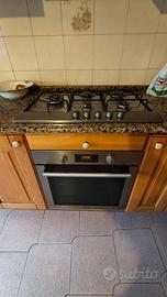 cucina completa di elettrodomestici