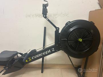 Vogatore Concept2 Rowerg con PM5