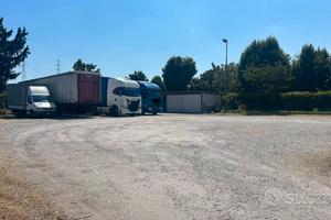 Rimessaggio camper/roulotte a Seregno